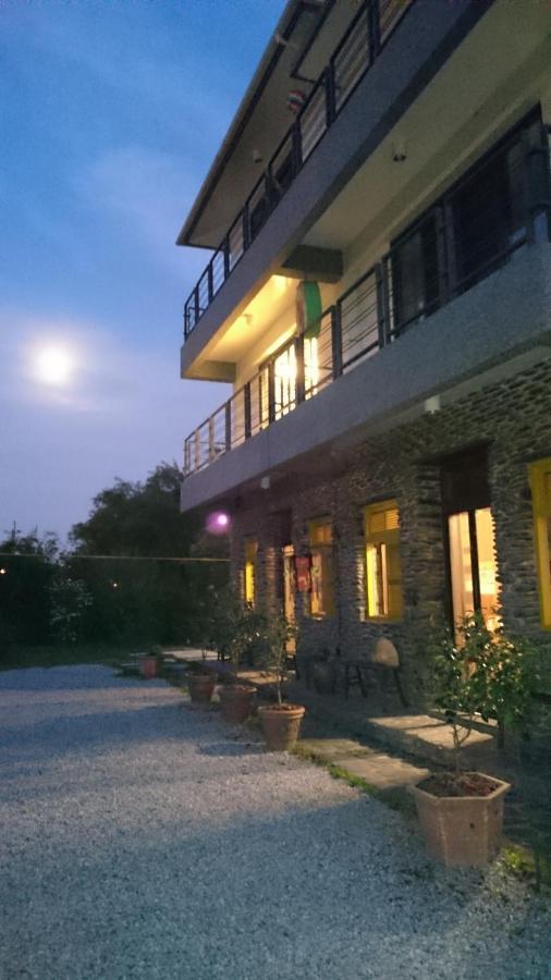 Stone House Homestay Yilan Экстерьер фото